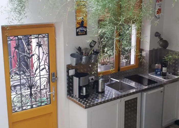 Lapetitemaisondeparis Апартаменты *