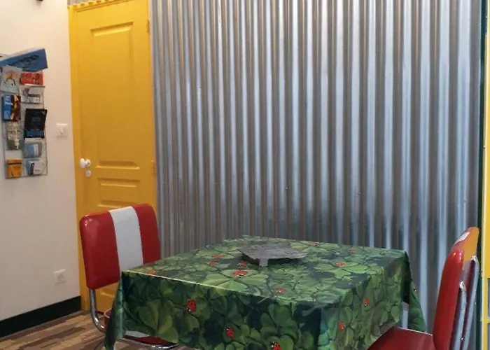 Lapetitemaisondeparis Апартаменты Париж